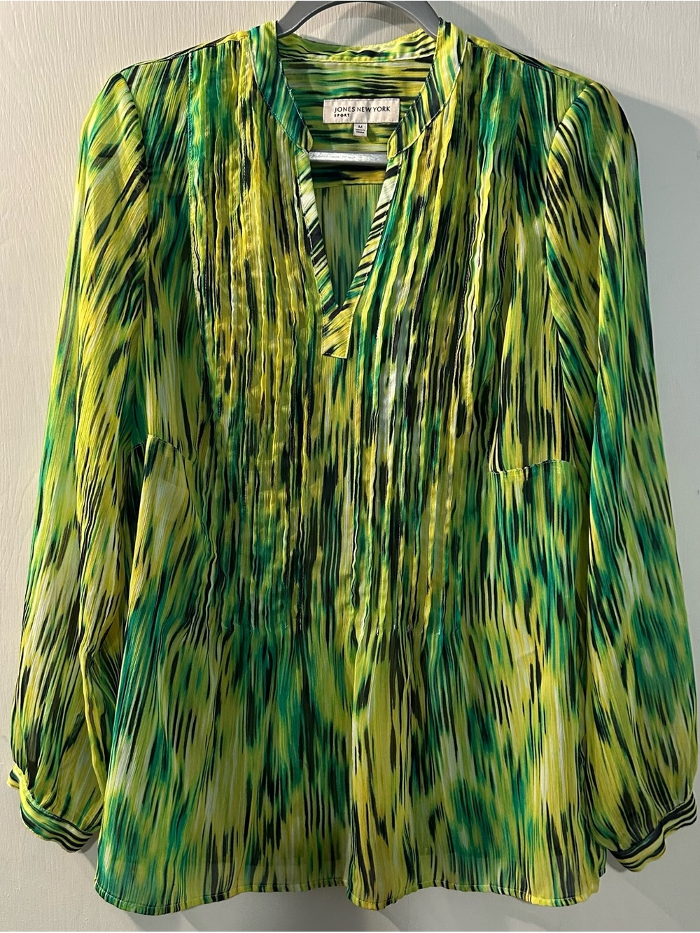 Jones New York Green & Yellow Printed V-Neck Women's Blouse Size M